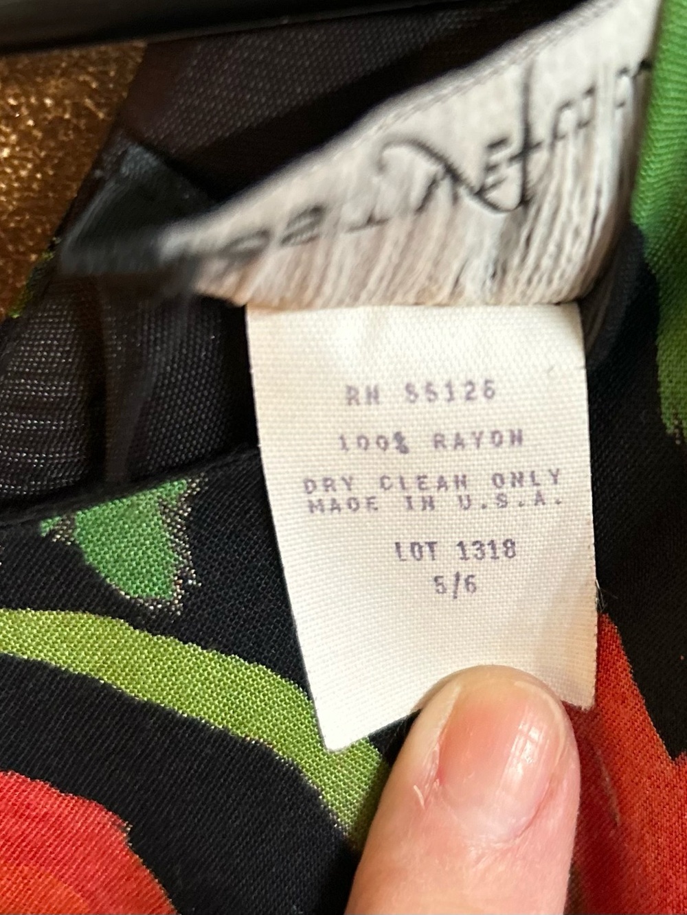 Floral Sleeveless Sheath Dress in Black with Multicolor Blooms Knee Length S 5/6 - Picture 7 of 7